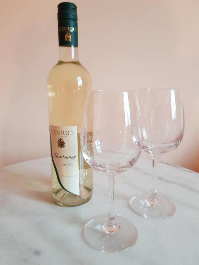 Weingut Und Gaestehaus Henrici Friesenheim is an Ortsgemeinde Екстериор снимка